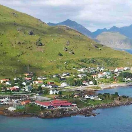 Leilighet Med Balkong Og Havutsikt Pa Napp. Exterior photo